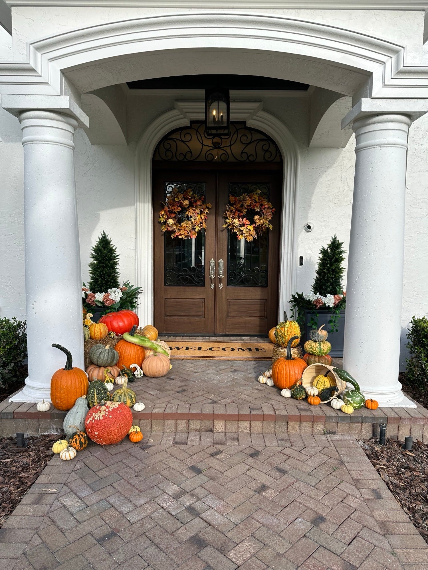 The Classic pumpkin porch install photo
